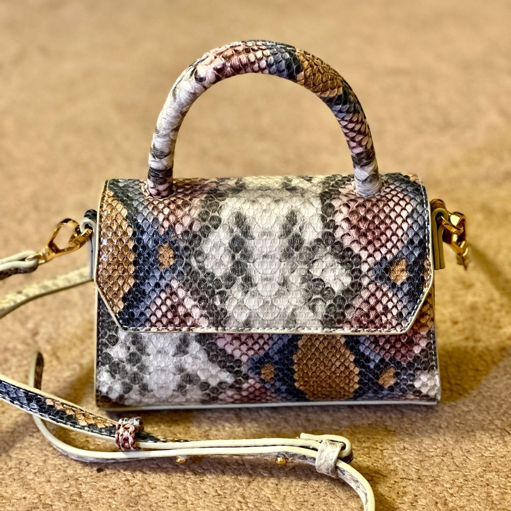 Malibu skye small crossbody